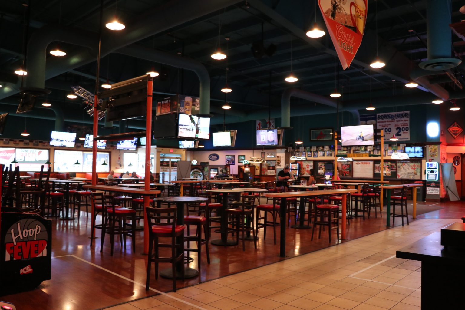 Sports Bar Lava Lanes